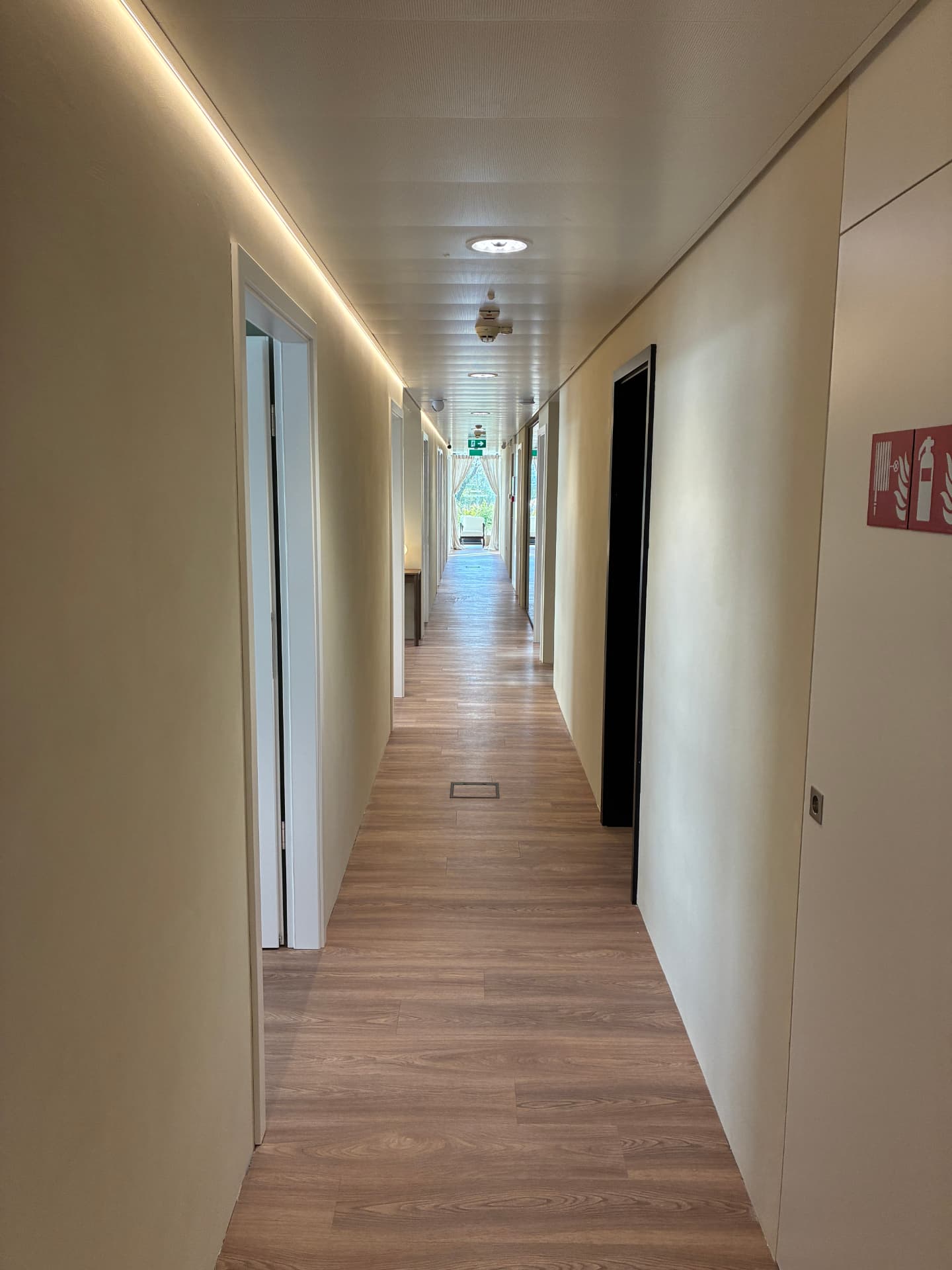 Circulation intérieure du cabinet